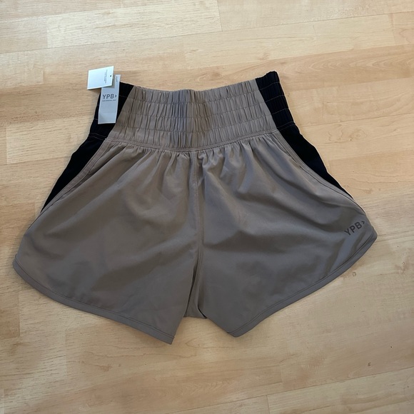 Abercrombie YPB running shorts size S - NEW with tags! - Picture 2 of 4